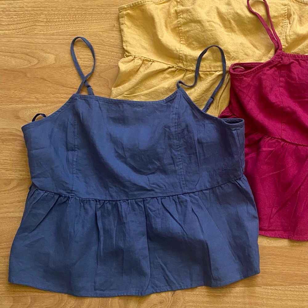 NWT LA Hearts Strappy Halter Cropped Blue Linen Tank with Bow tie Back